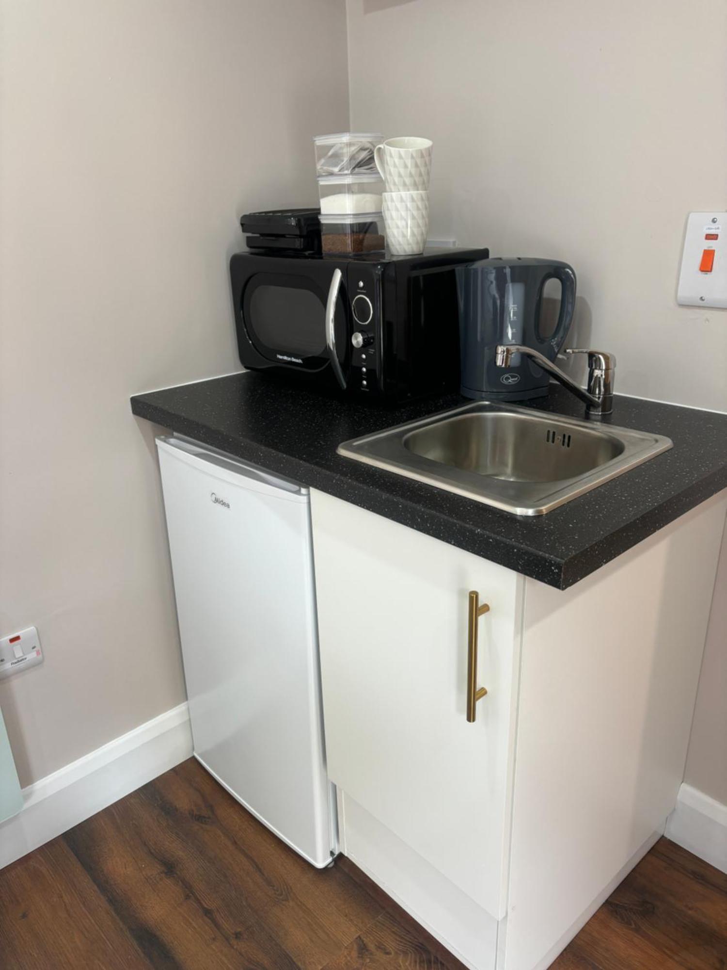 Private Detached Small Bedroom And Bathroom Only- This Is Not An Apartment Butlersbridge Exterior foto